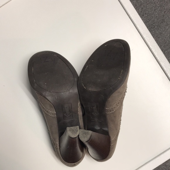 Fioni - booties - I - Picture 6 of 8